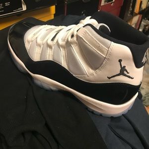 Meet your Posher, Jonathan